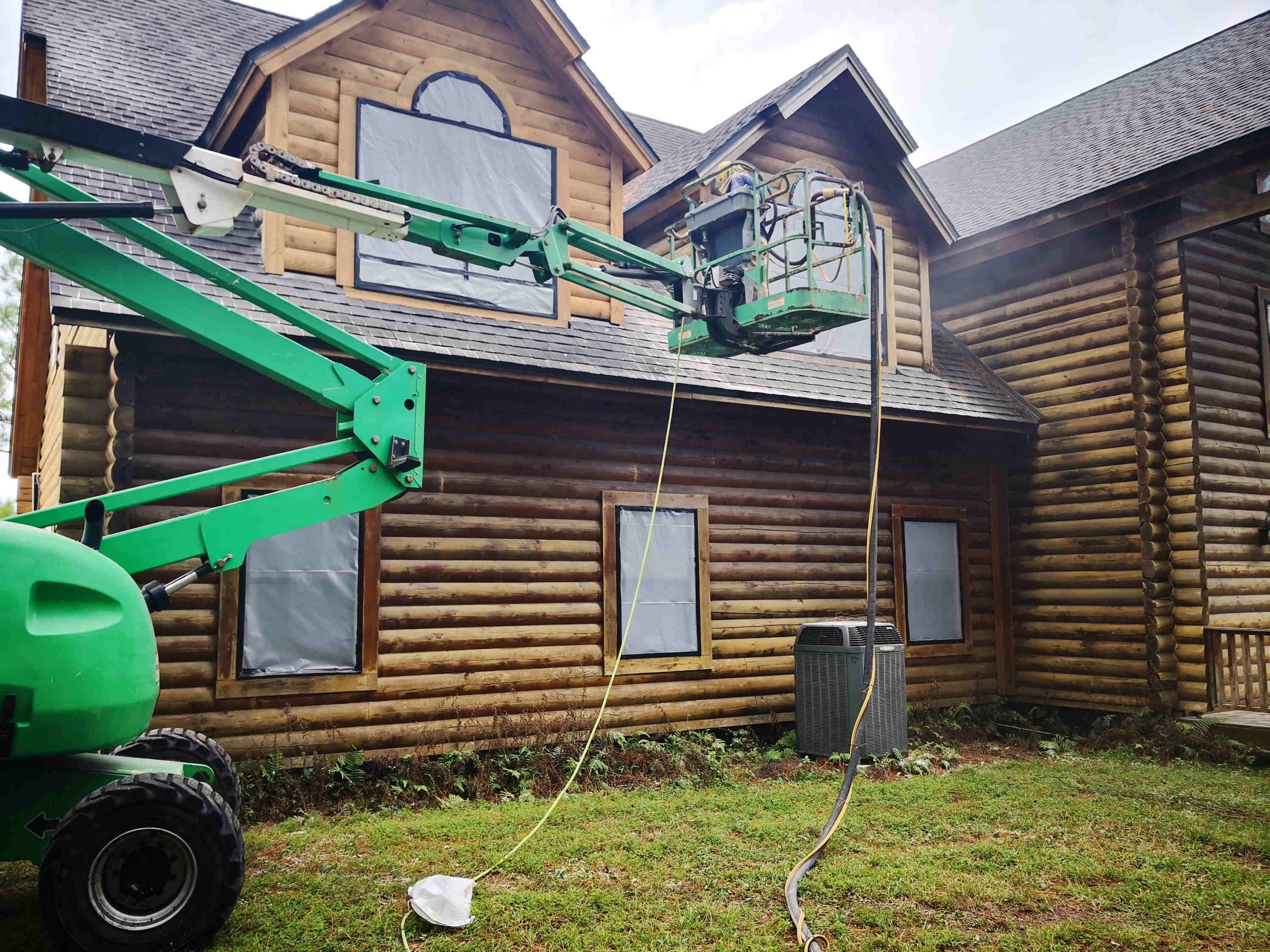 Log_cabin_house_sandblasting_stain_removal_restoration_05-scaled.jpg